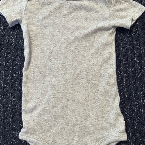 Carter’s & Huggies Baby Girl 9M Bodysuit Bundle (3pc) - Picture 4 of 9